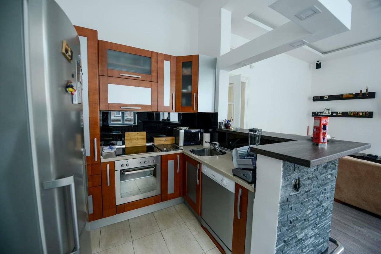 East-West Apartment Sarajevo Ngoại thất bức ảnh